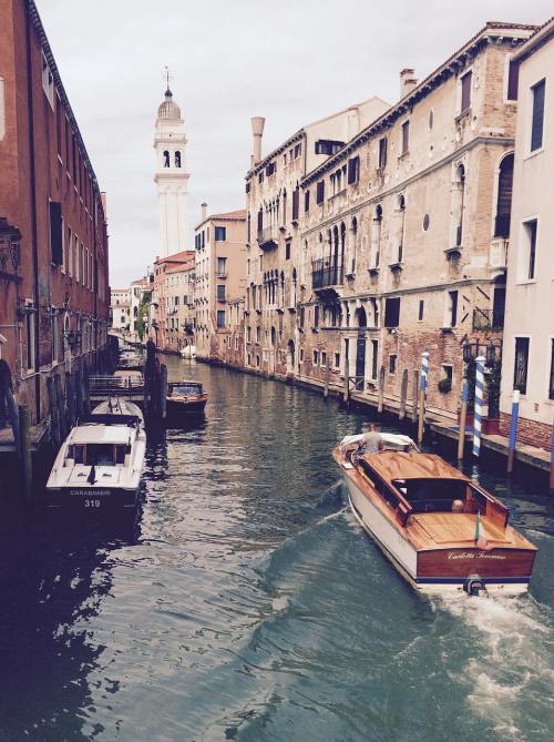 智慧平台为网络商家画像，武汉东湖高新区实现精准靶向监管