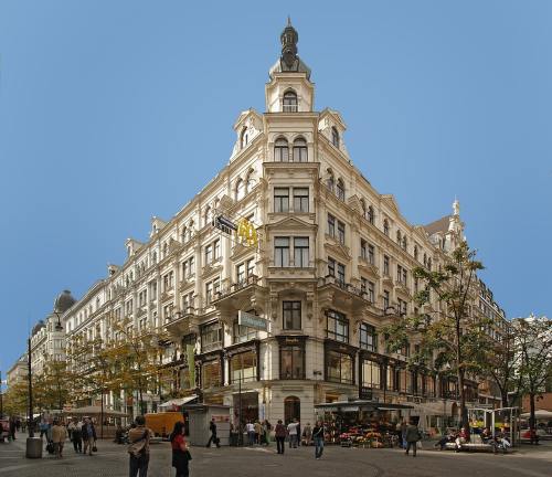 江苏扬州“两岸三好樱花节”启幕 两岸同胞共同书写美好记忆