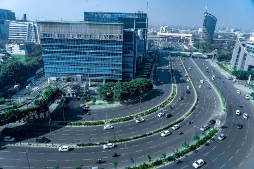 Richards wins silver with GB team-mate Scott fourth