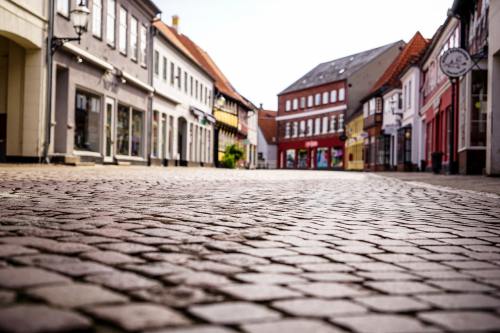 整治彩礼“内卷”，为婚姻“减负”给幸福加分