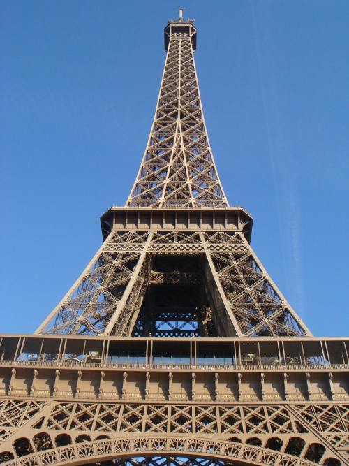 埃菲尔铁塔、巴黎