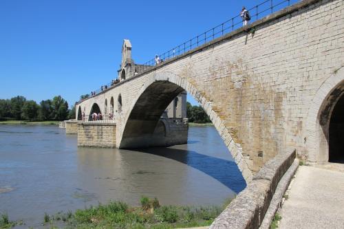 法国阿维尼翁的石拱桥