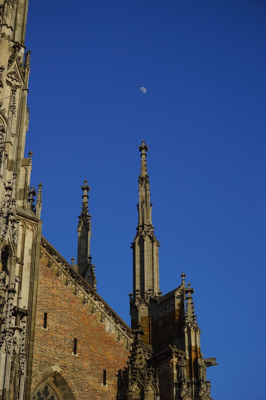 明斯特、乌尔姆大教堂、月球免费图片