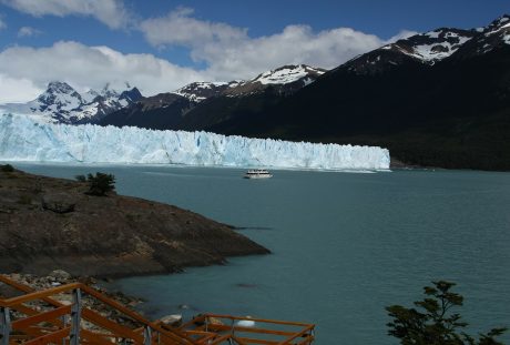 贝利托莫雷诺的冰川风景图片