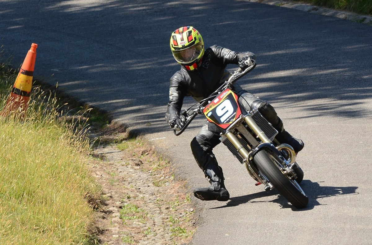 摩托车,倾斜,爬山