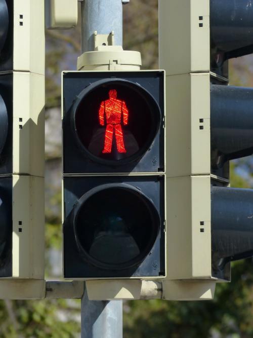 红绿灯、灯塔、道路规则