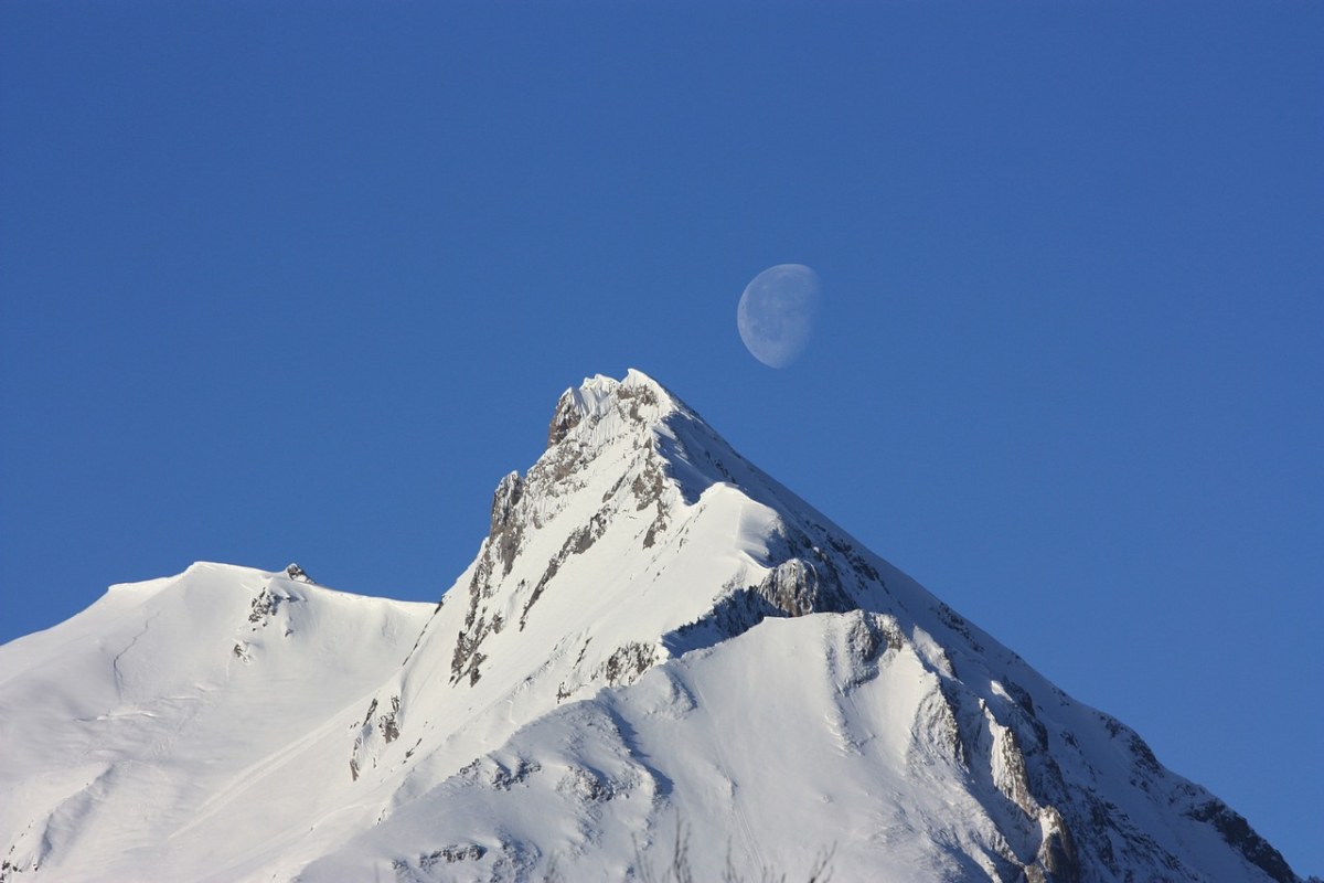 山、月亮、景观免费图片