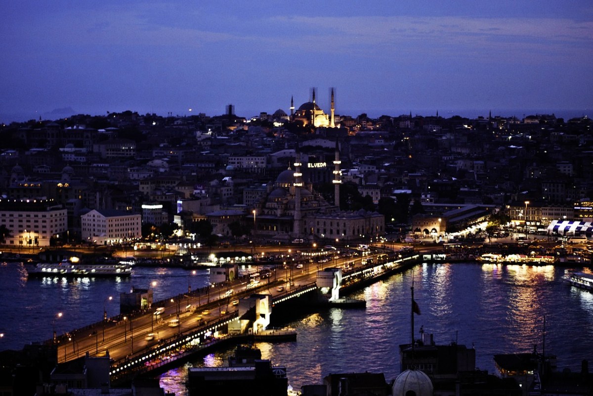 伊斯坦布尔,夜,河