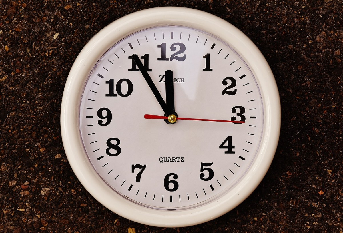 第十一小时,灾难,闹钟