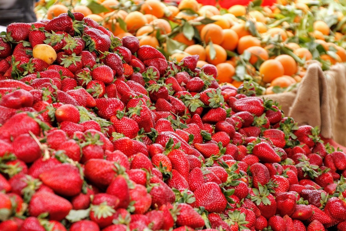 草莓、橘子、市场免费图片