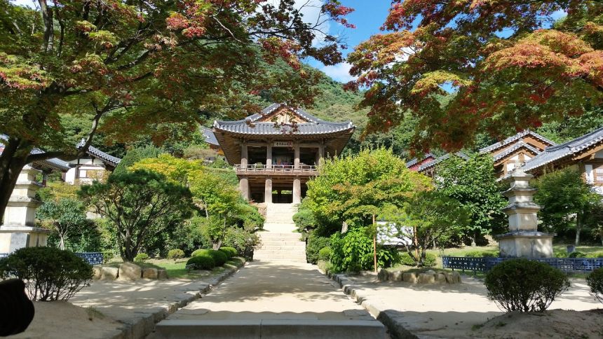 韩国永久居留浮石寺