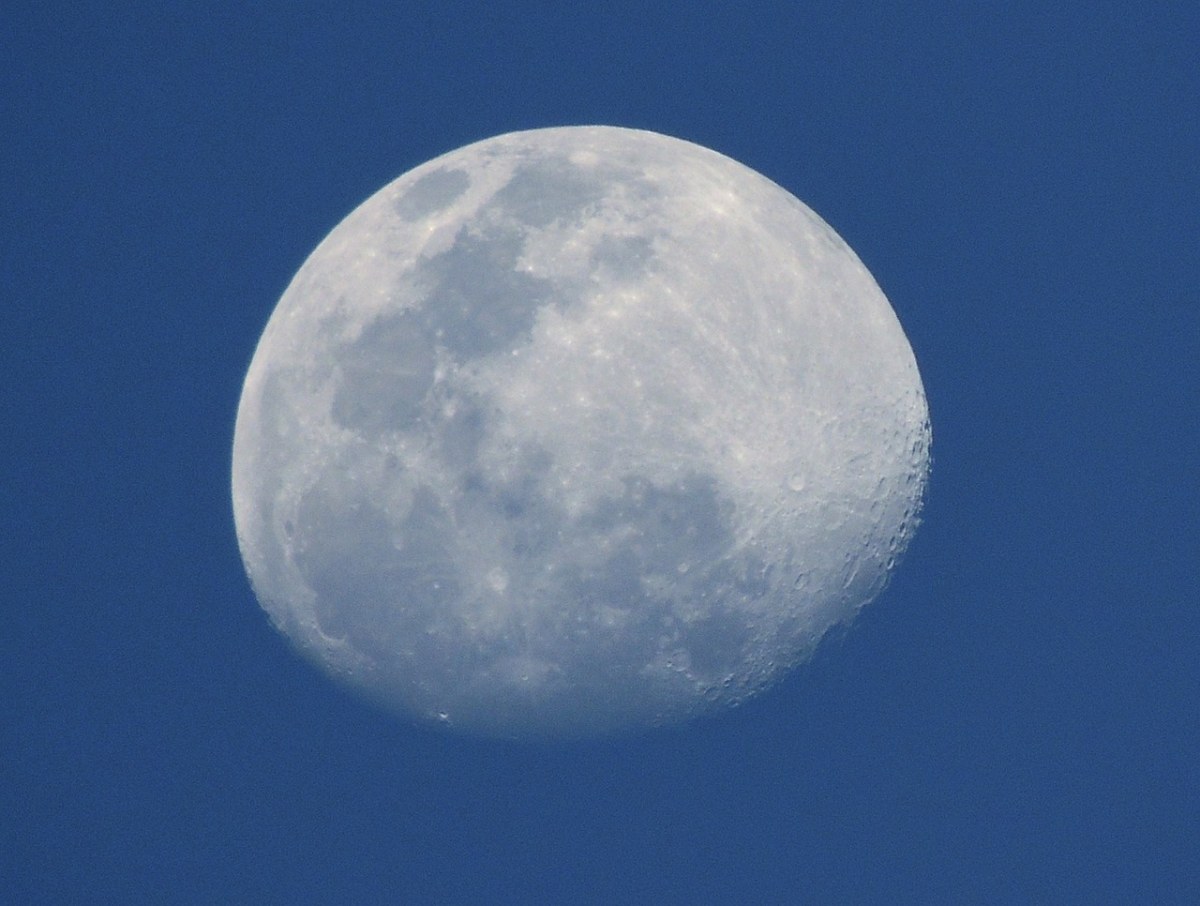 月亮、一天、天空免费图片
