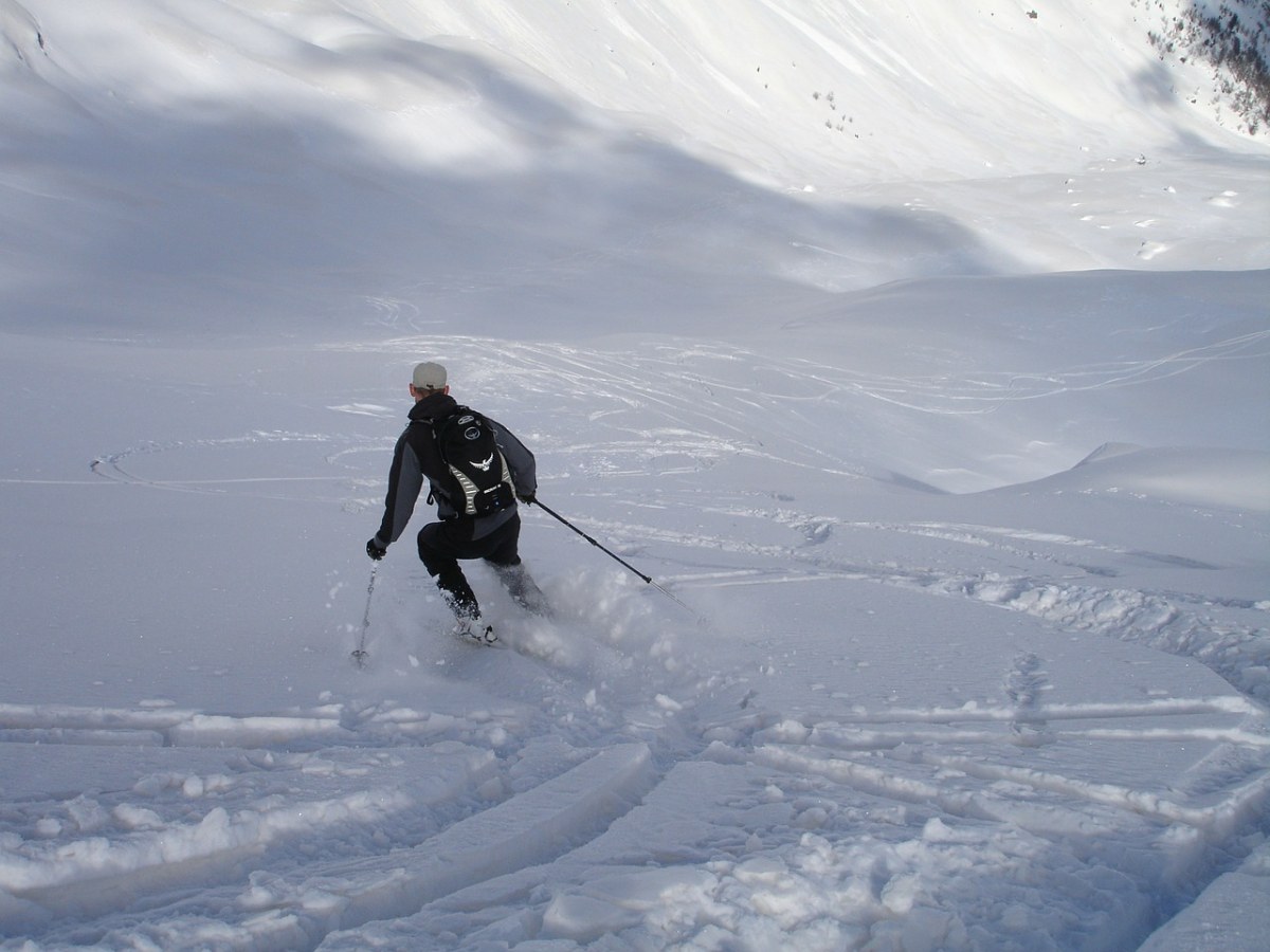 滑雪、穷乡僻壤Skiiing、出发免费图片