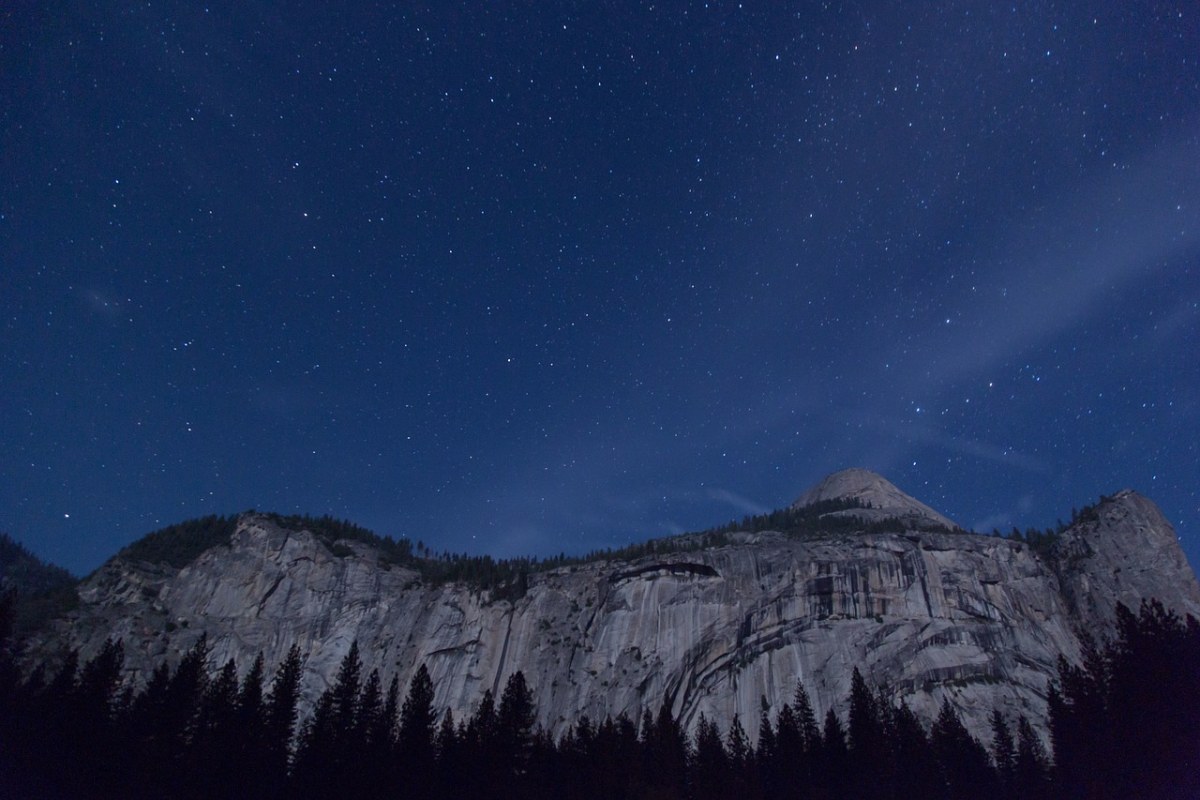 山脉、夜、星星免费图片