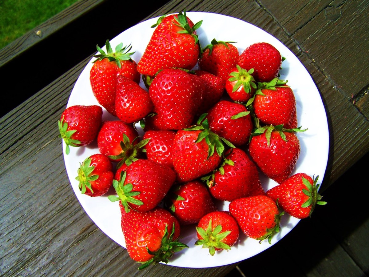红草莓、水果免费图片