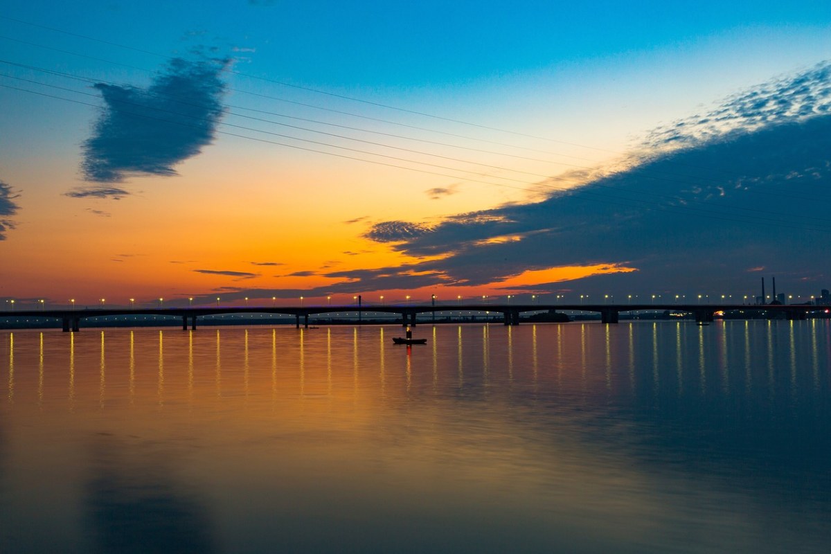 夜晚、夜景、大楼免费图片