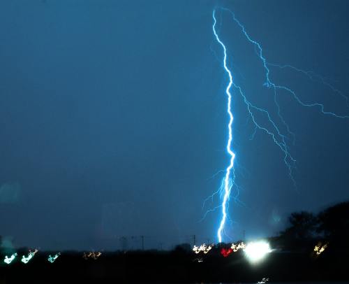 闪电、风暴、暴风雨