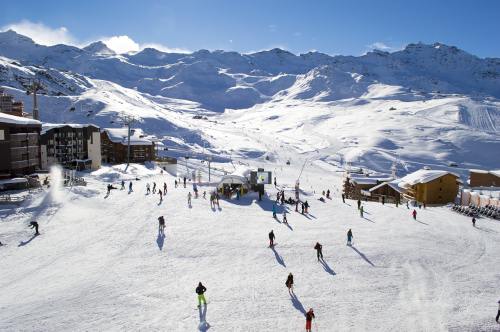 阿尔卑斯山、雪、滑雪