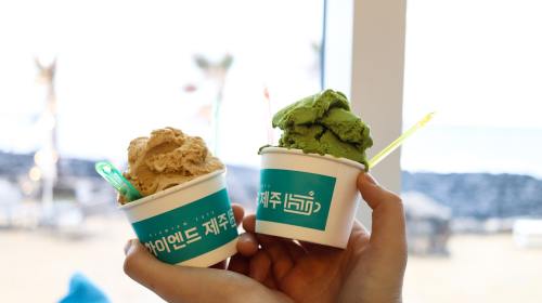 冰淇淋、花生的冰淇淋、绿茶冰淇淋