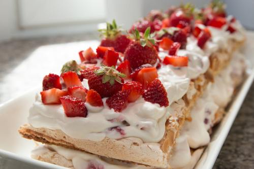 蛋糕、夏天、草莓