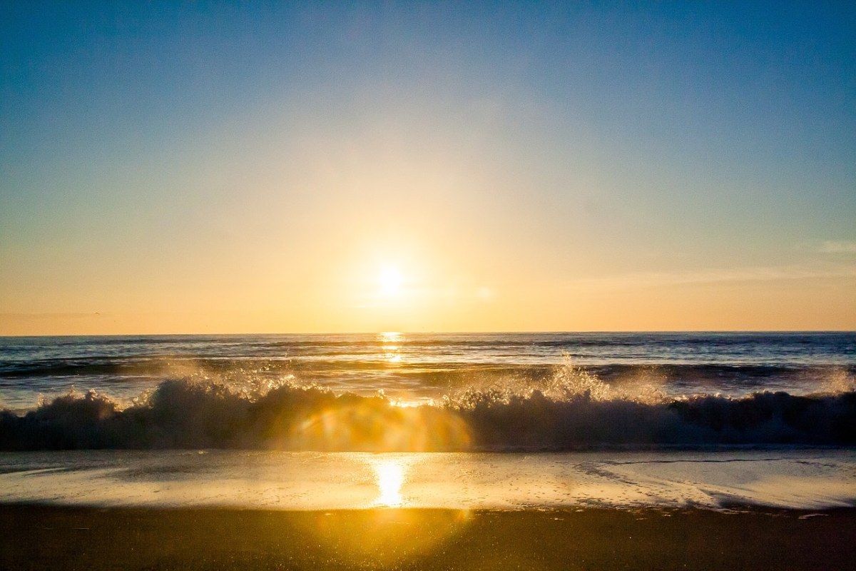 日落、太阳光线、海滩免费图片