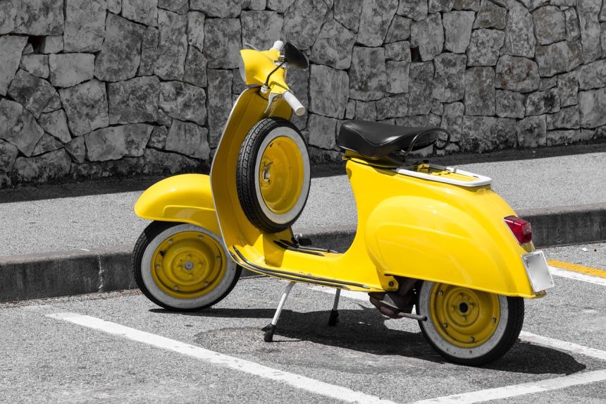大黄蜂类,黄色,这辆摩托车