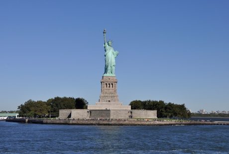 自由女神像、自由岛、纽约城
