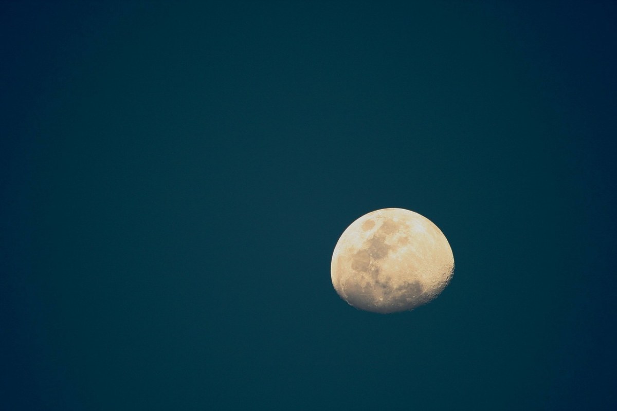 月亮、一半、打蜡免费图片