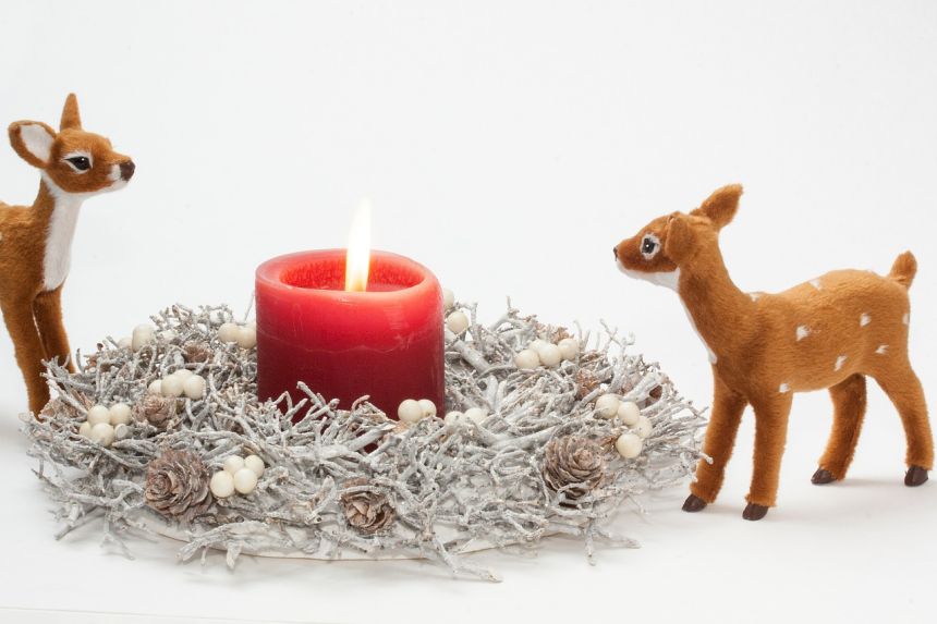 圣诞节蜡烛、烛光、圣诞节主题、小鹿