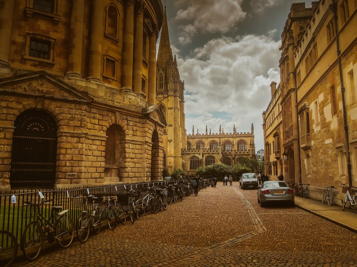 牛津大学、街、英格兰免费图片