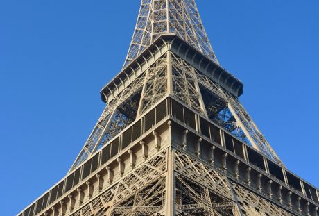 埃菲尔铁塔、巴黎的埃菲尔铁塔、旅游小镇