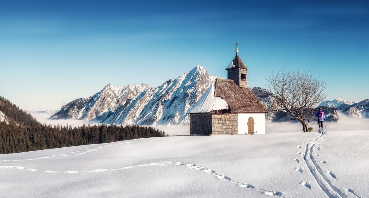 小教堂、山、冬天免费图片