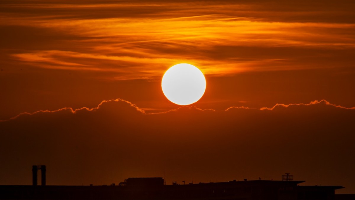 黄昏时的太阳免费图片