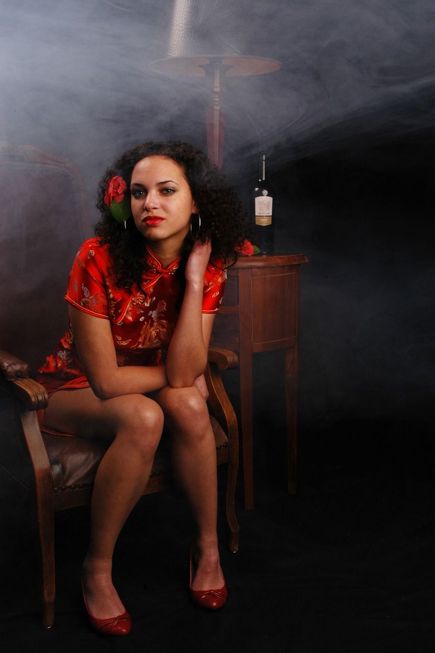 年轻女子美容神秘