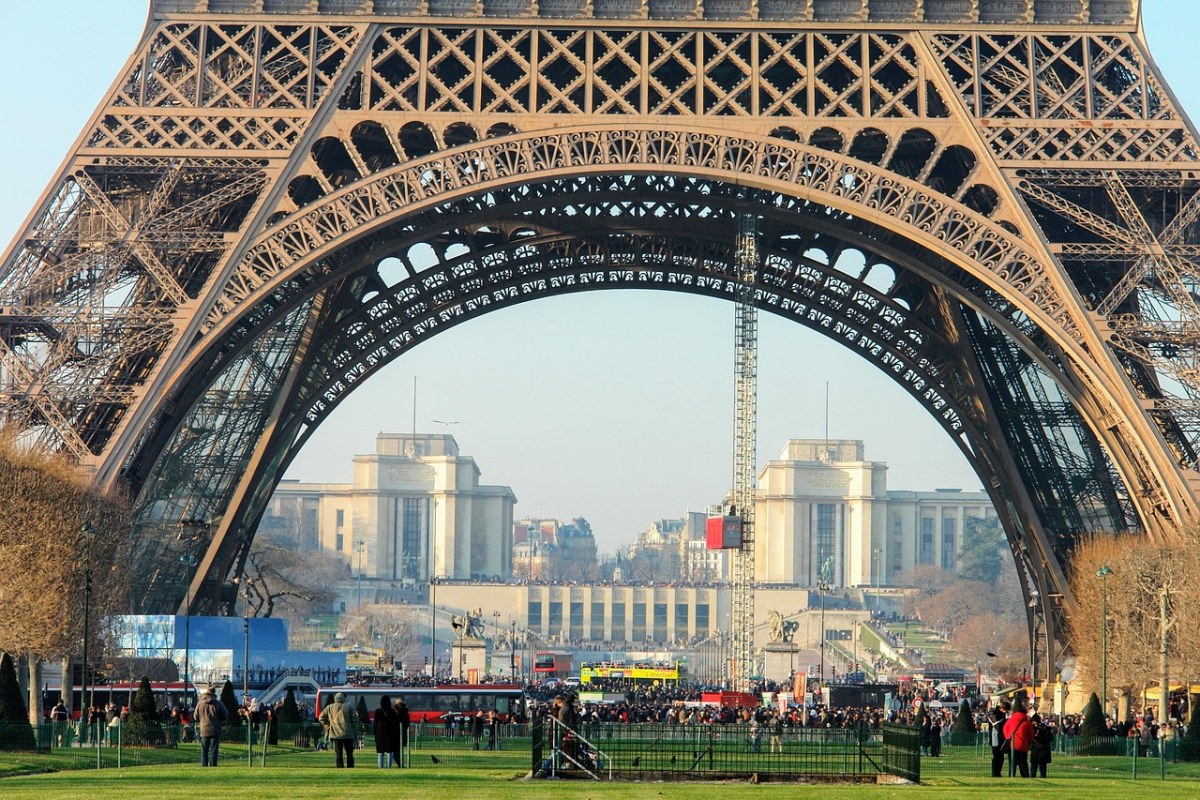 法国、埃菲尔铁塔、乐游艾菲尔免费图片