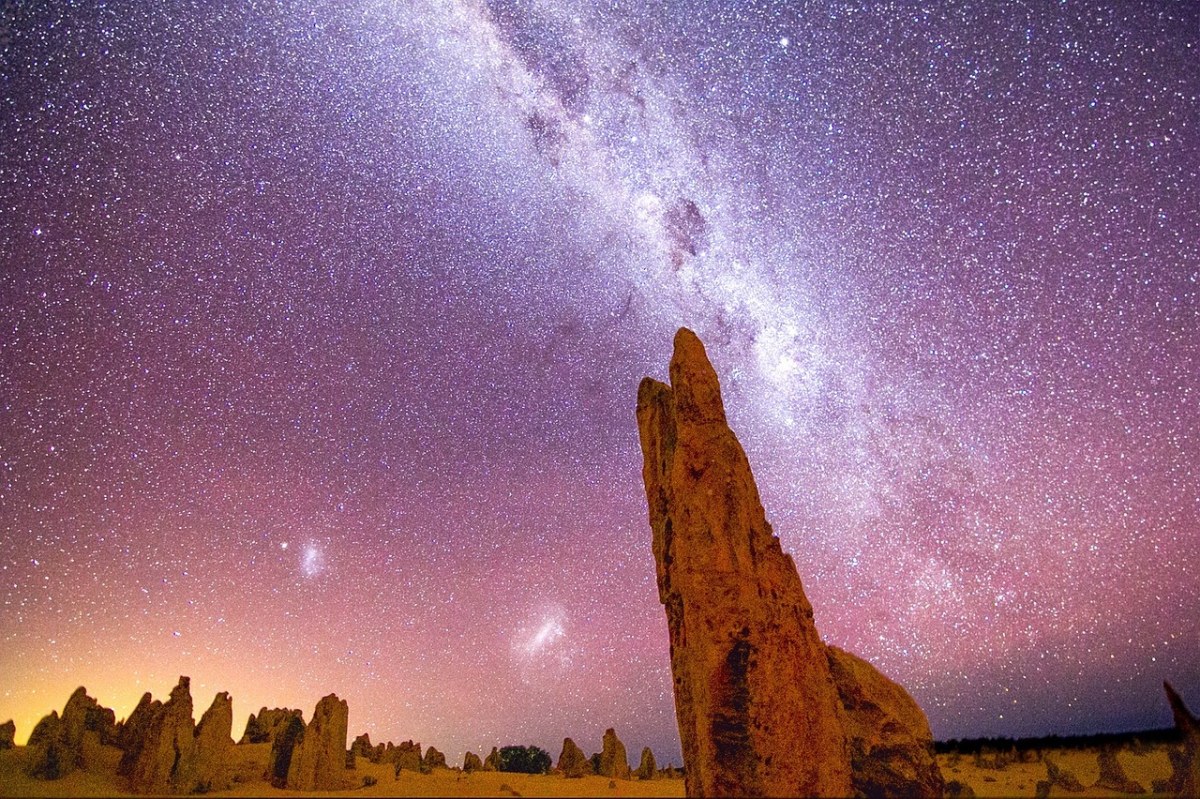 银河、岩、夜免费图片