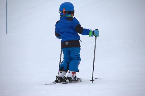 孩子、冬天、滑雪