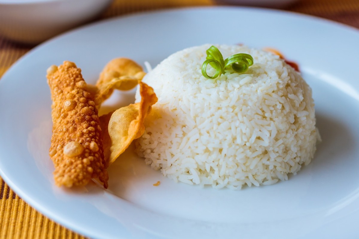 水稻做成的食物图片图片