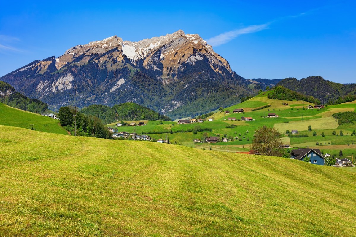 瑞士施坦斯峰风景图片免费图片