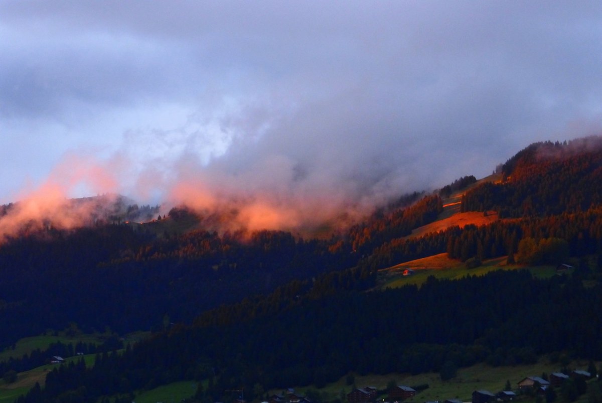 日落、阿尔卑斯山、雾免费图片