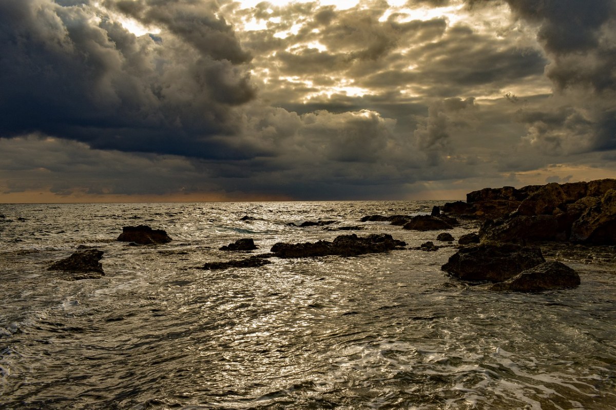 岩质海岸、海、波免费图片