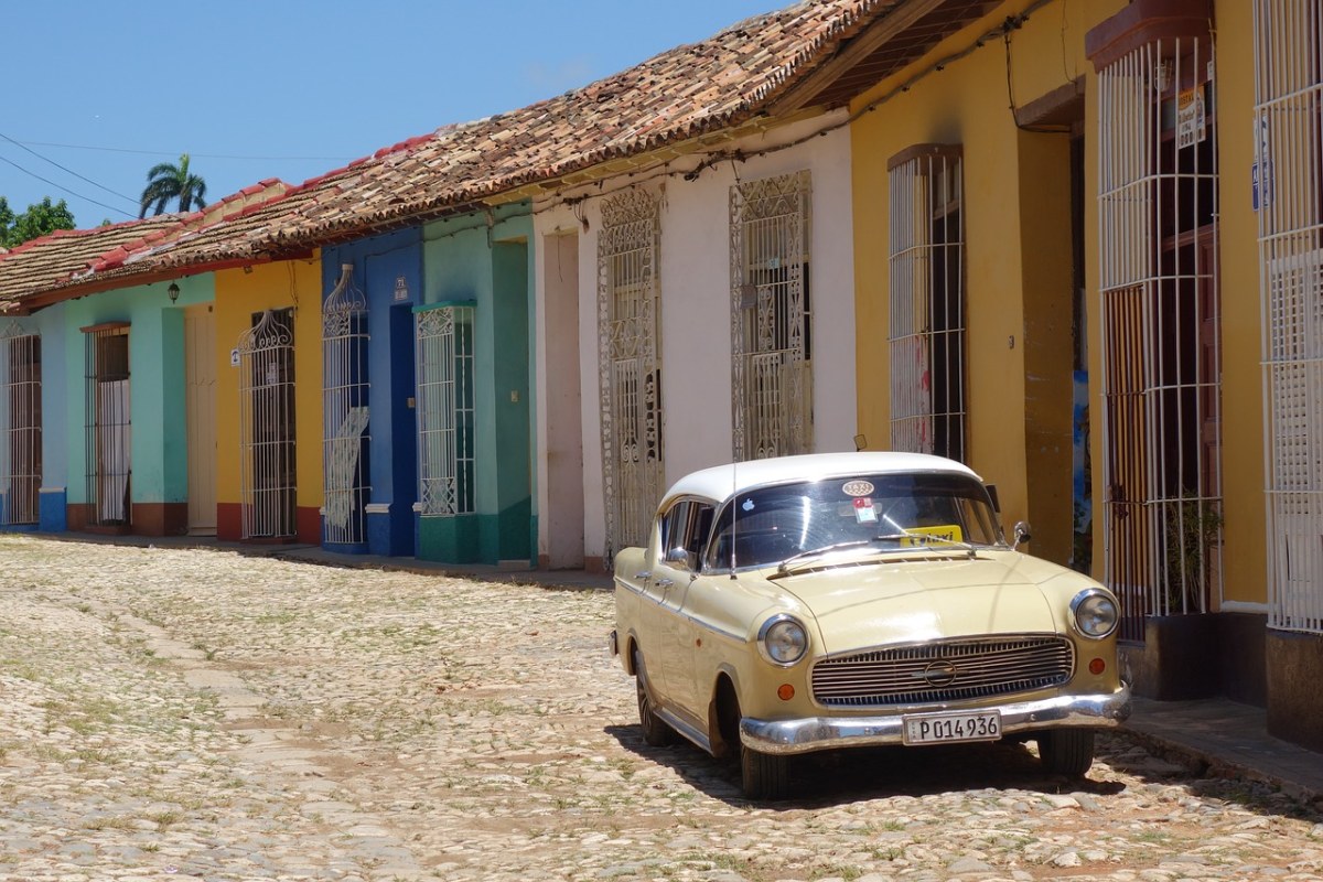 特立尼达、古巴、经典汽车免费图片