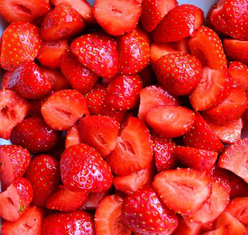 草莓、水果、切