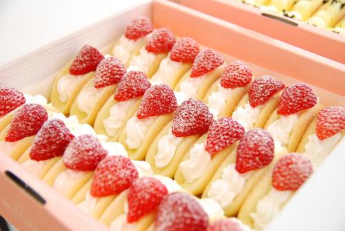 甜点、草莓、面包