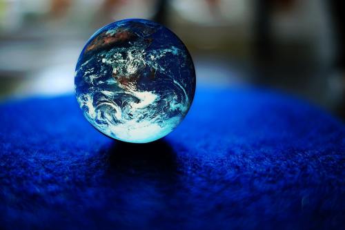 球、地球、玻璃