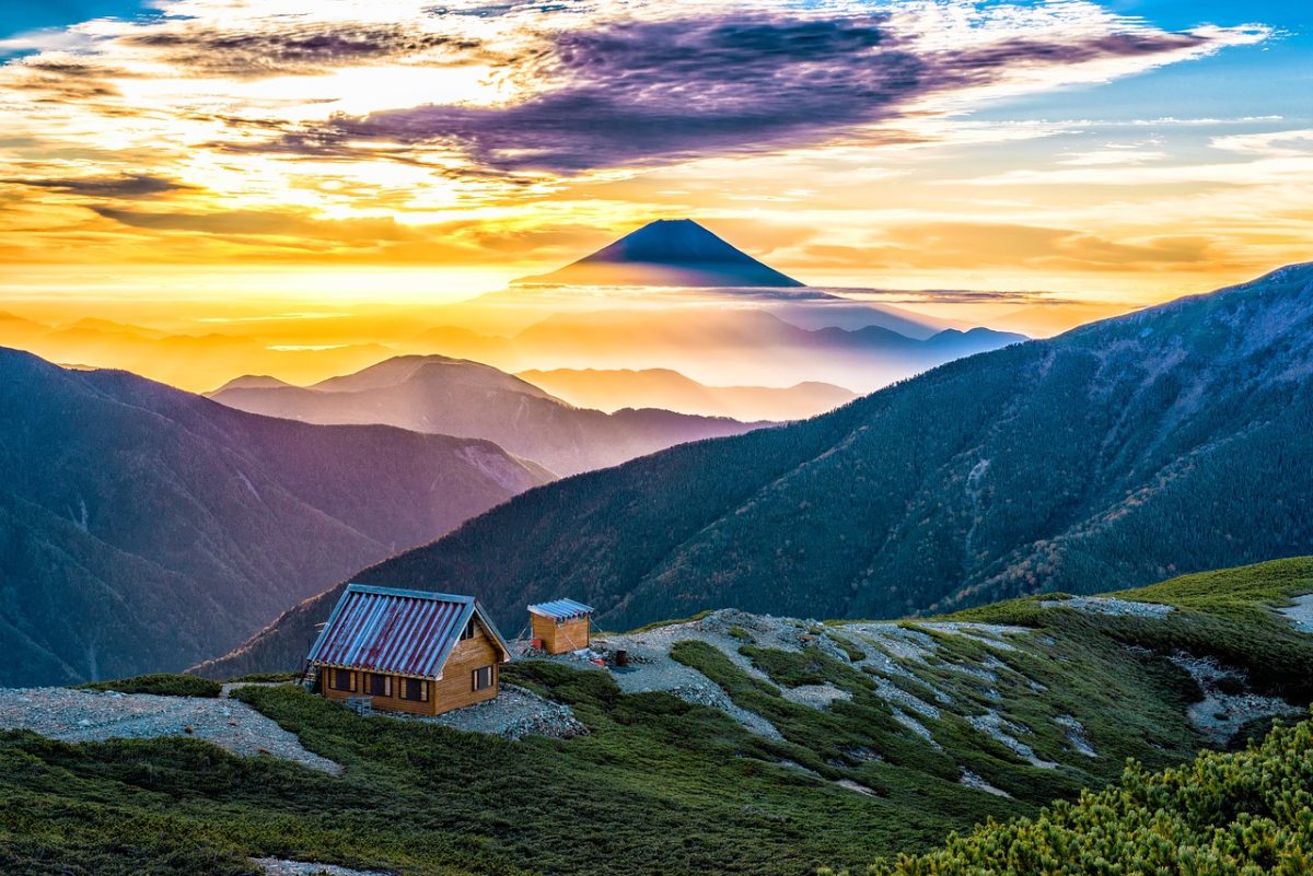 富士山 朝日新闻 小河内岳避难小屋 免费可商用图片 Cc零图片网