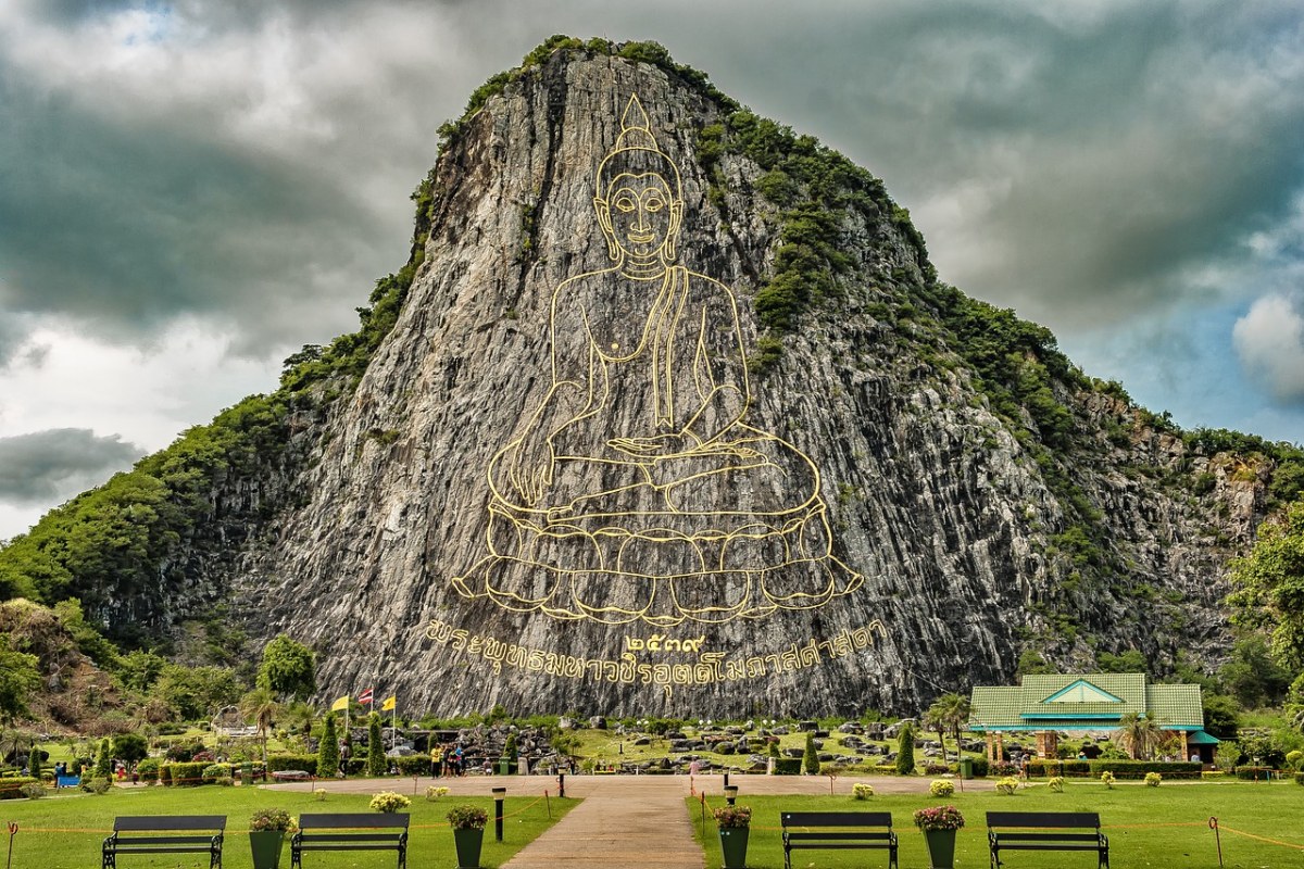 激光观音山,佛教寺庙复杂泰国,佛