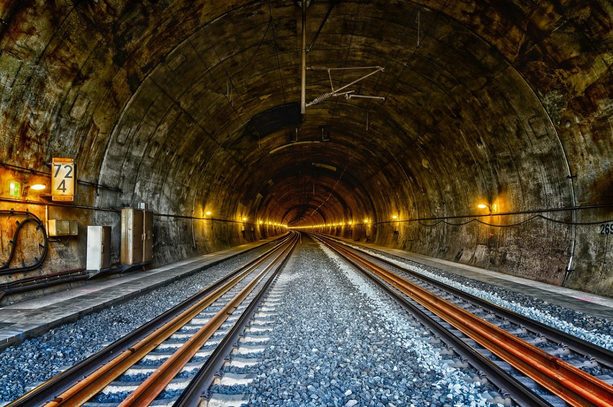 铁路隧道、轨道交通、隧道免费图片