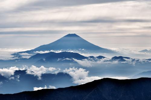富士山、火山、侧影