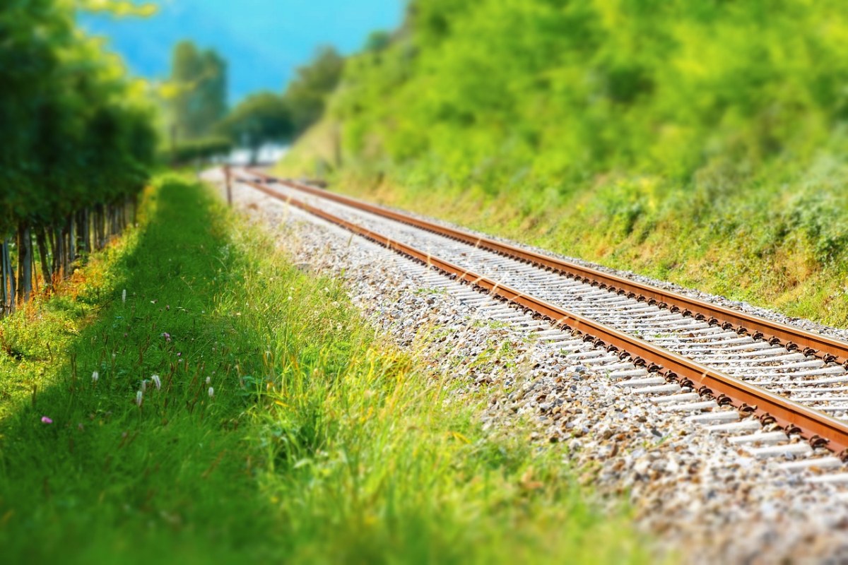 铁路钢轨、追踪、轨道交通免费图片